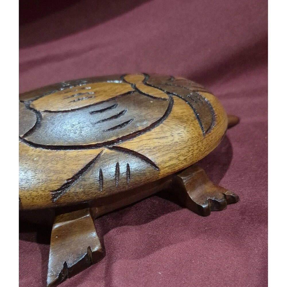Vintage Hand Carved Wood Turtle Trinket Box 7